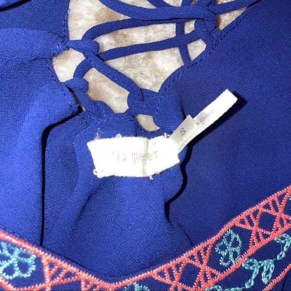 - 💋Bundle 4 items for $20. Add items💋 to a bundle - Picture 6 of 8